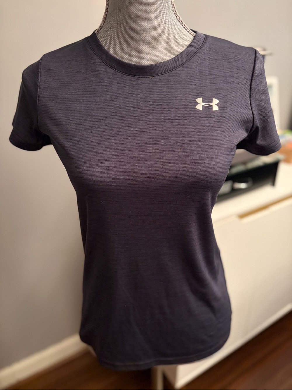 Under Armour Women's Short Sleeve Crew Neck Tee - Dark Gray Size XS